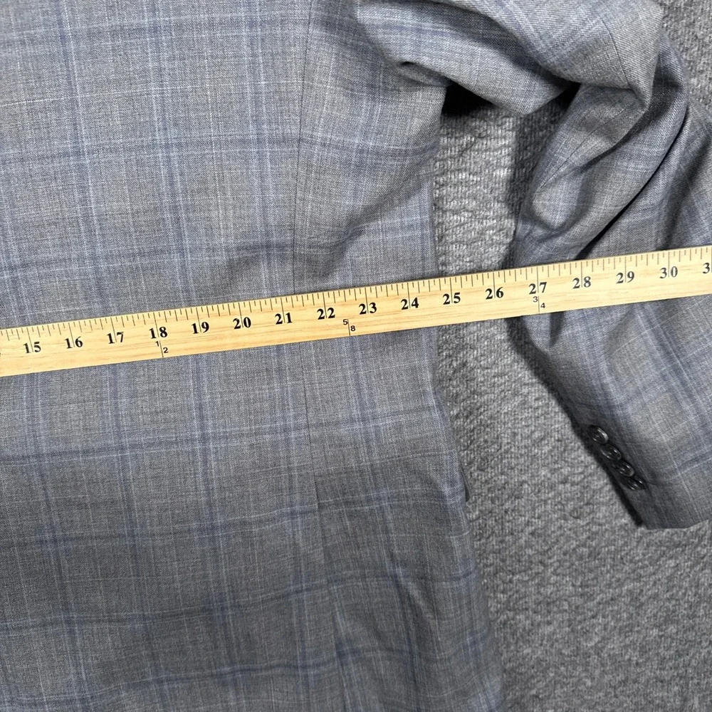 Jos A Bank Sport Coat Mens 52L Traditional Fit Grey Plaid Wool Traveler Blazer